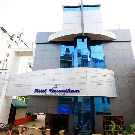 Hotel Vasantham Coimbatore Dış mekan fotoğraf