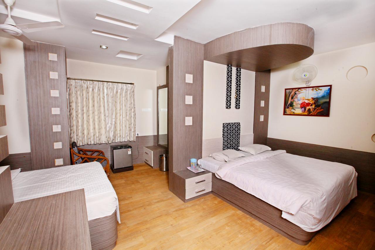 Hotel Vasantham Coimbatore Dış mekan fotoğraf