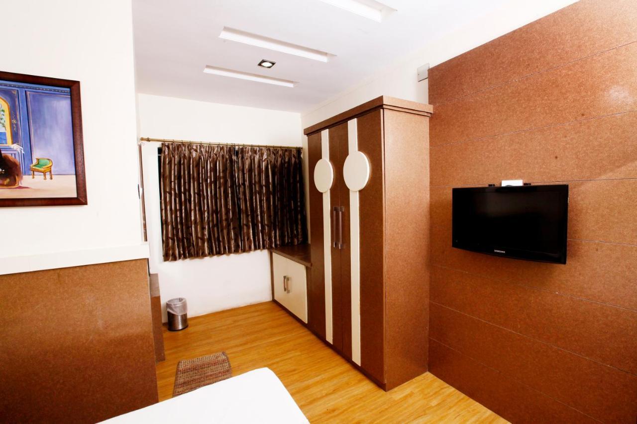 Hotel Vasantham Coimbatore Dış mekan fotoğraf