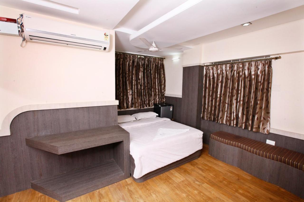 Hotel Vasantham Coimbatore Dış mekan fotoğraf